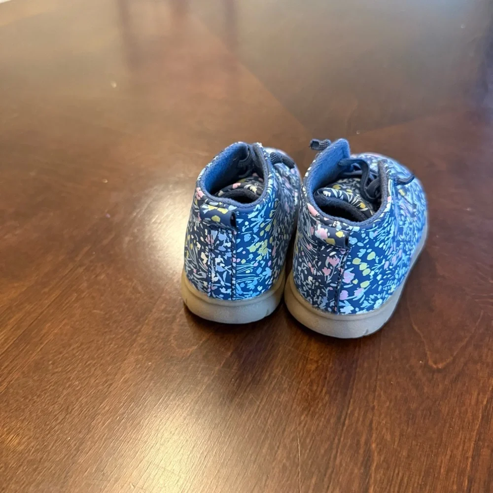 Not Rated Baby Shoes - Brown Bow and Blue Floral